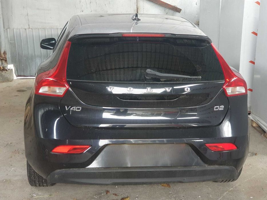 Dezmembrez Volvo V40 1.6D D2 2012