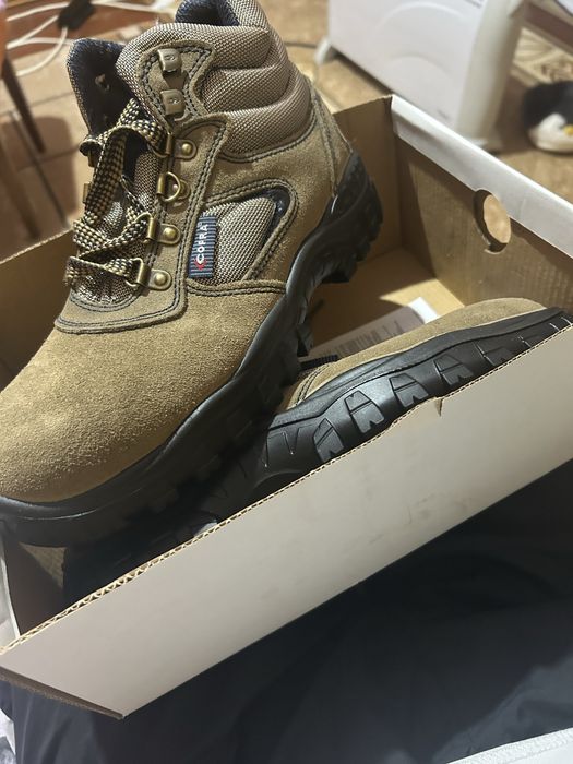 Работни дамски обувки