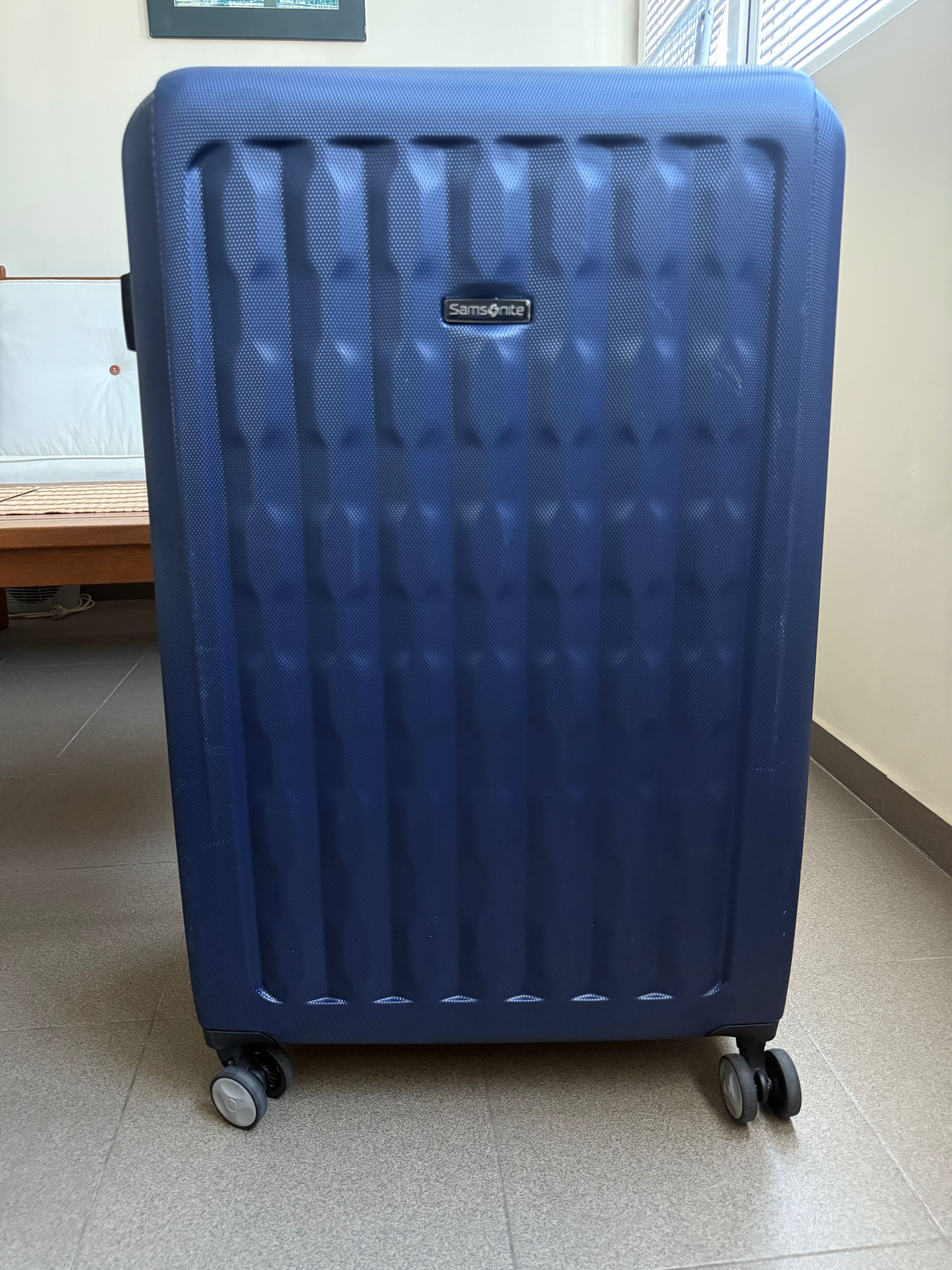 Голям куфар Samsonite (тъмно син)