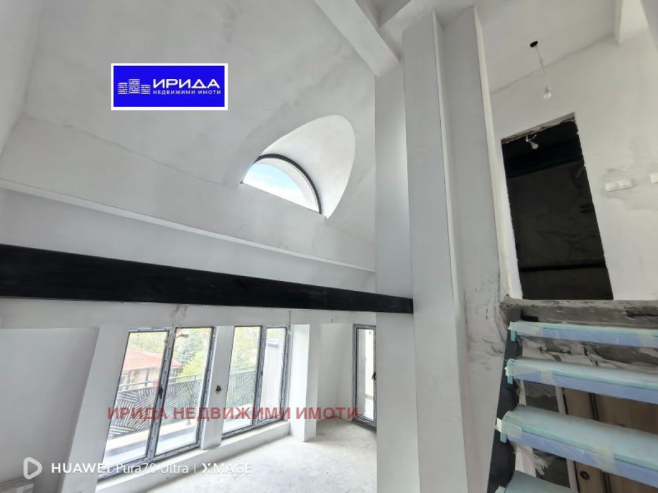 Тристаен апартамент в Бъкстон с АКТ 16!