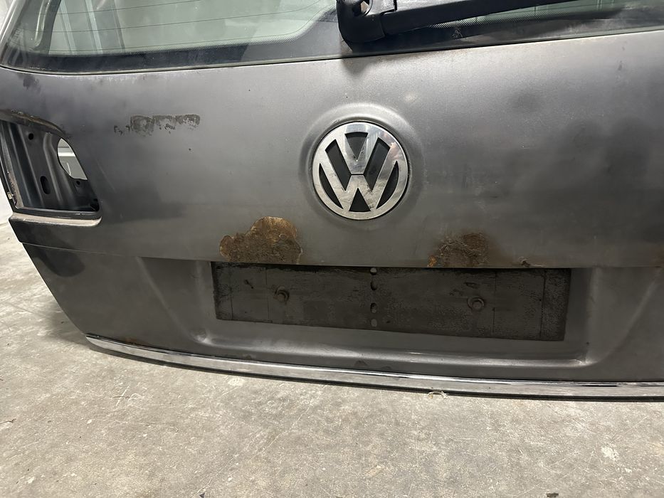 Haion pentru Passat B6 Break
