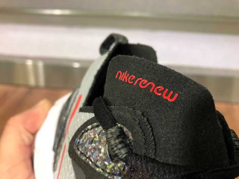 ОРИГИНАЛНИ *** Nike Renew Element 55 SE / Muticolors