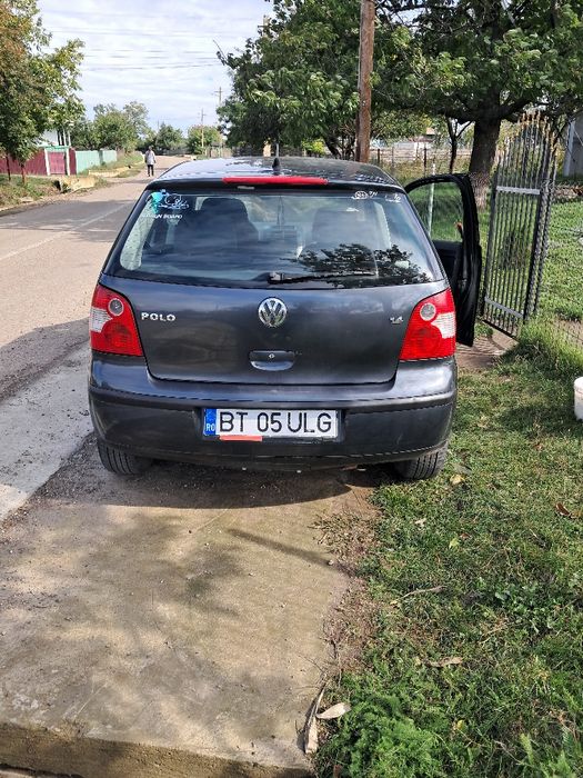 Vând polo 1,4 benzină 2002