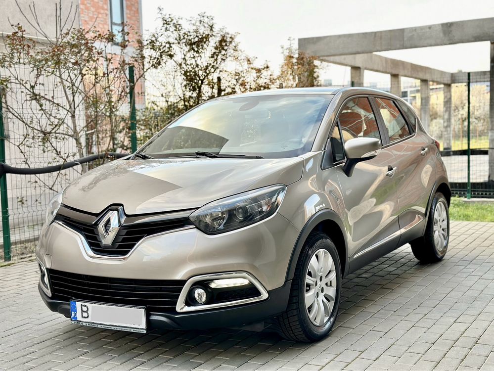 Renault Captur 1.5 dCI 90 CP Diesel Pachet Intens Navi Clima