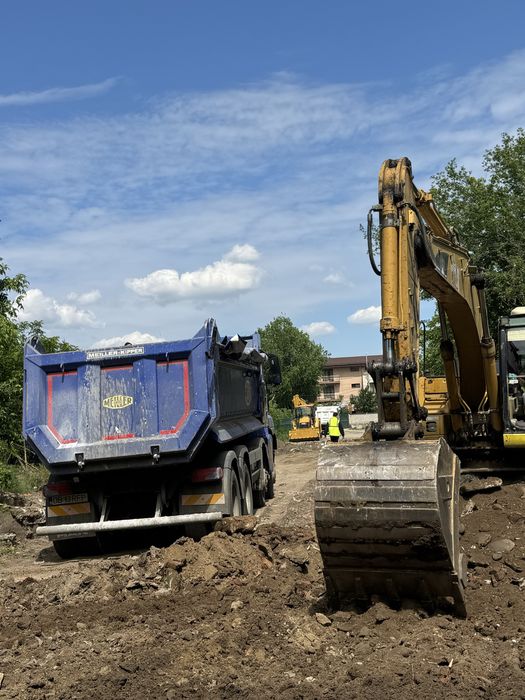 buldoexcavator - basculante 8x4 de inchiriat