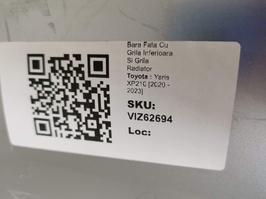 Предна броня с долна решетка и радиаторна решетка Тойота Ярис / Toyota