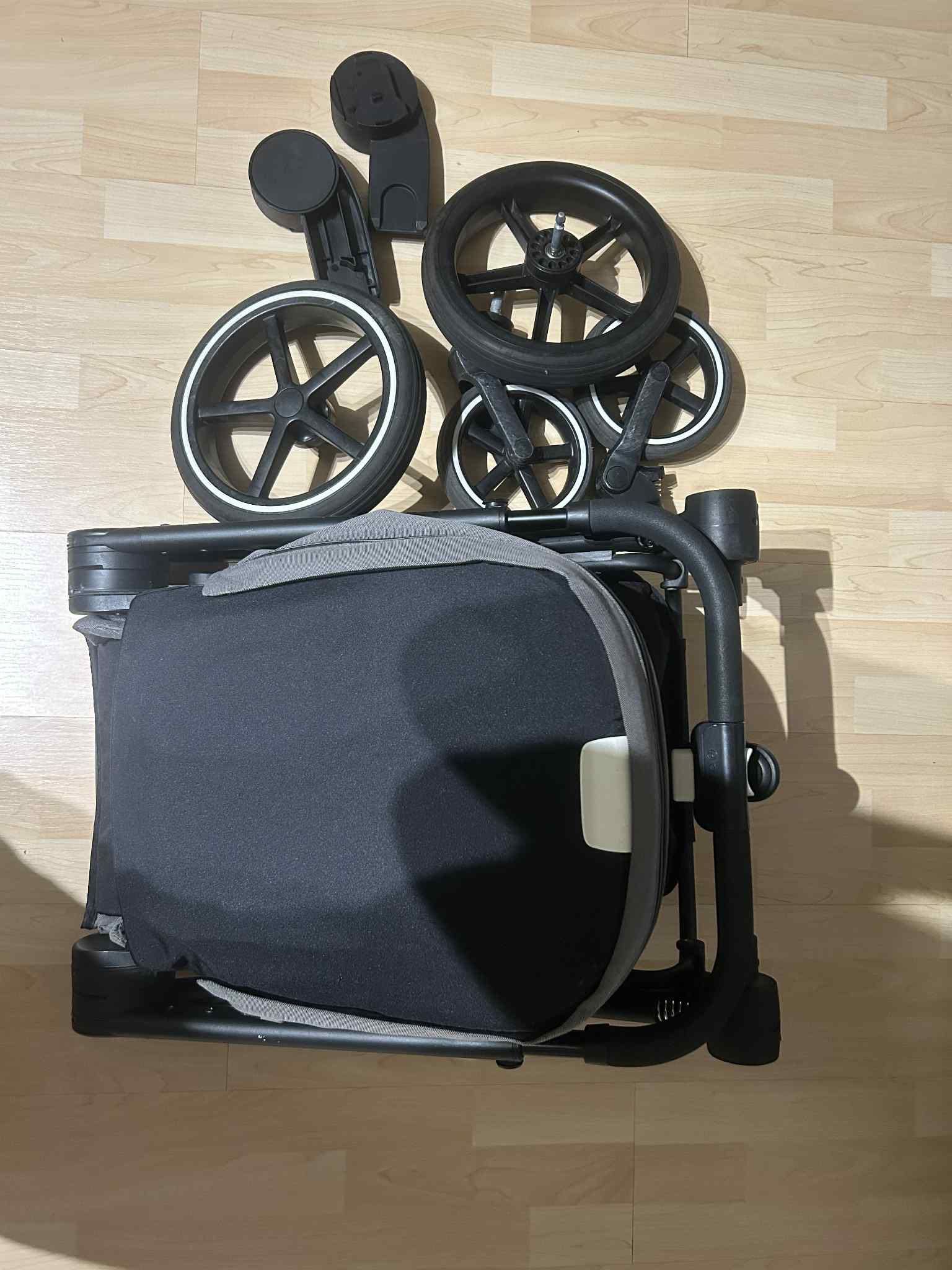 Бебешка количка Cybex Balios S Lux + столче за кола