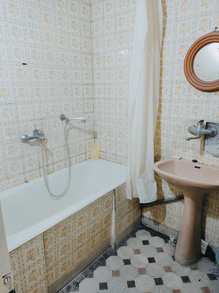 Продава се Многостаен апартамент в Силистра, Запад - 125 кв.м за 584 €/кв.м - Снимка #3
