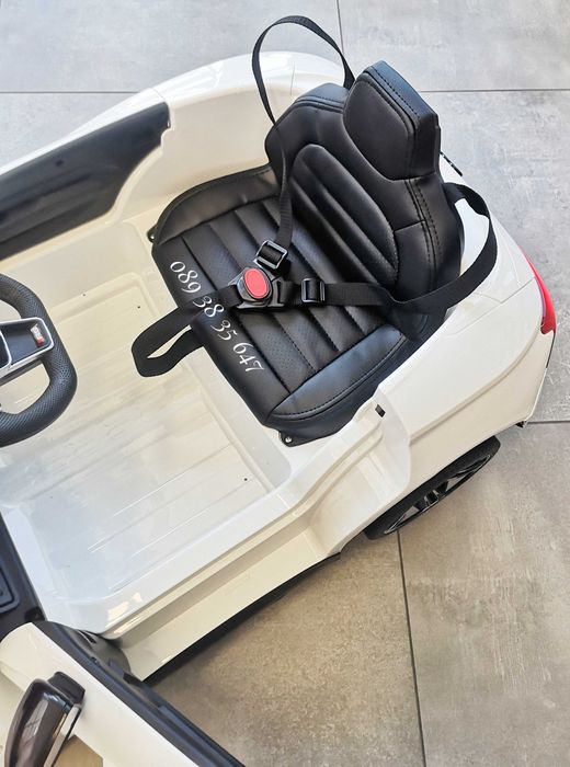 ТОП ЦЕНА!НОВО!Акумулаторна кола AUDI RS E-tron с 12V батерия,EVA гуми