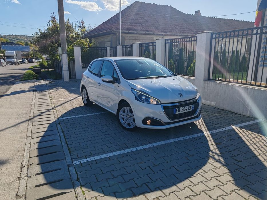 Peugeot 208,Euro 6