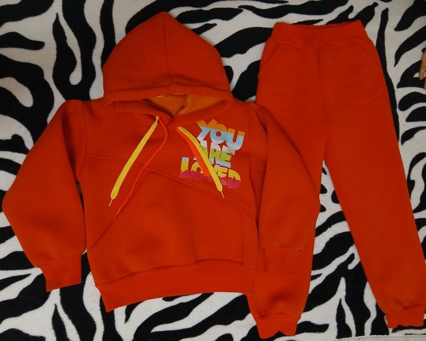 Продам тёплый костюм