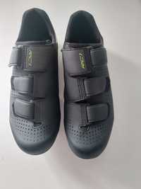 pachet pantofi+pedale  shimano