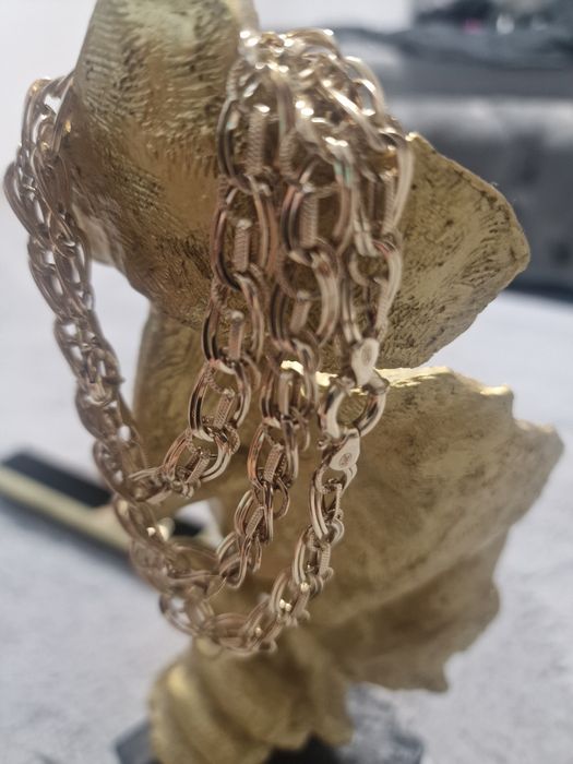 Se vinde  set Lanț +Brațară