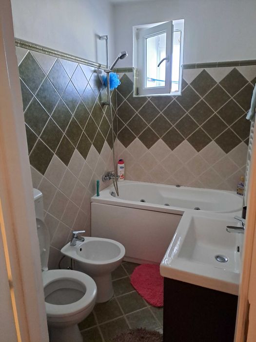 Închiriez apartament 2 camere-Strada Nicolae Titulescu