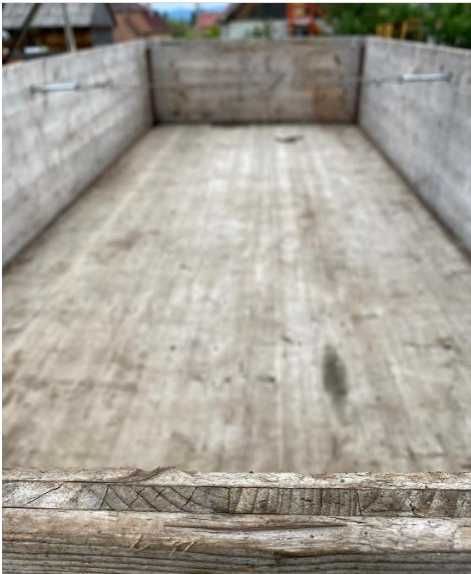 Remorca basculabila pe 2 parti, 6 tone, 4.50 m x 1.80 m