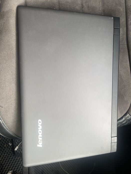 Продам ноутбук lenovo офисный