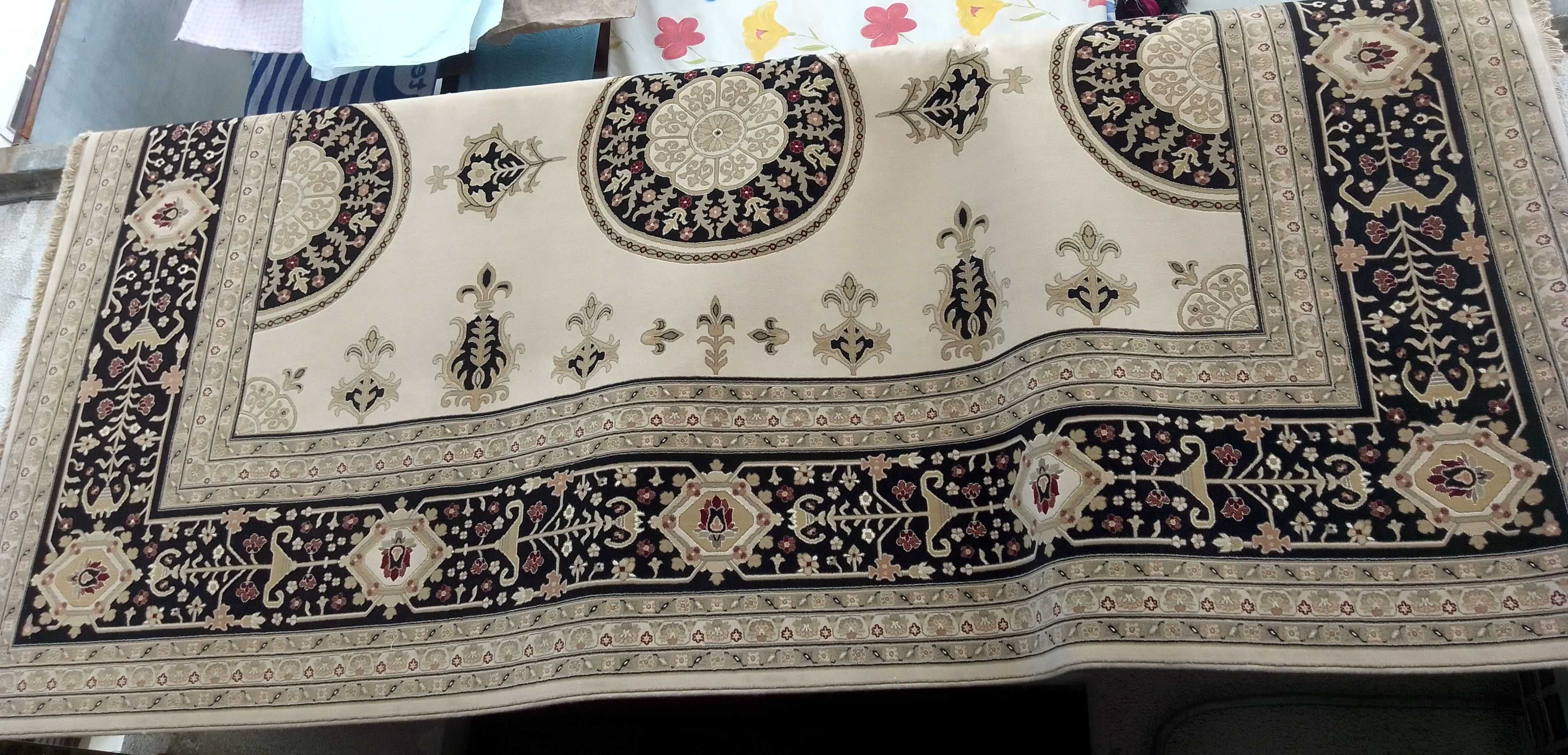 Персийски килим от Кашан