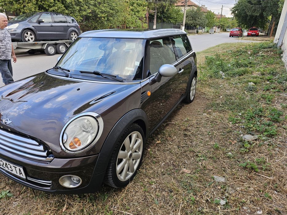 Продавам Мини Купър