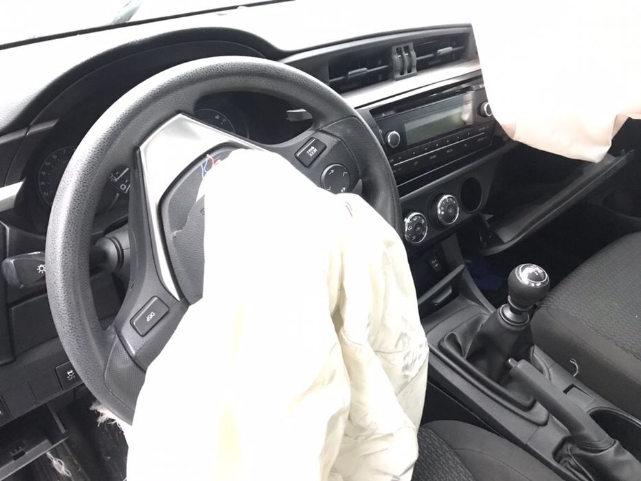 НА ЧАСТИ! Toyota Corolla 1.3 i Dual VVT-i 99 кс. Тойота Корола