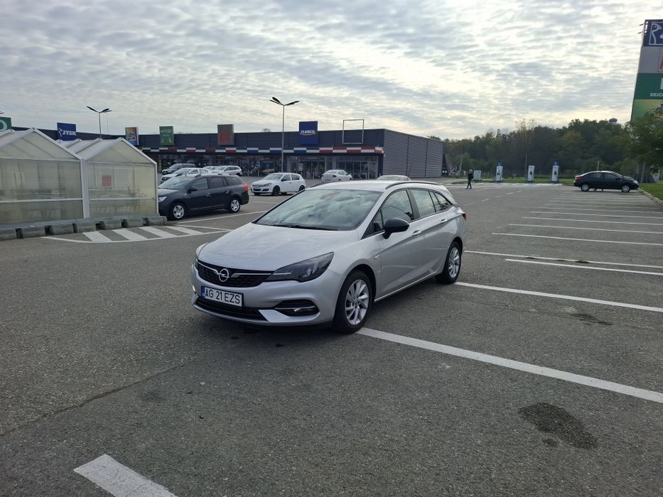 Vând Opel Astra k, fabricație 2021, pret 7990 Euro