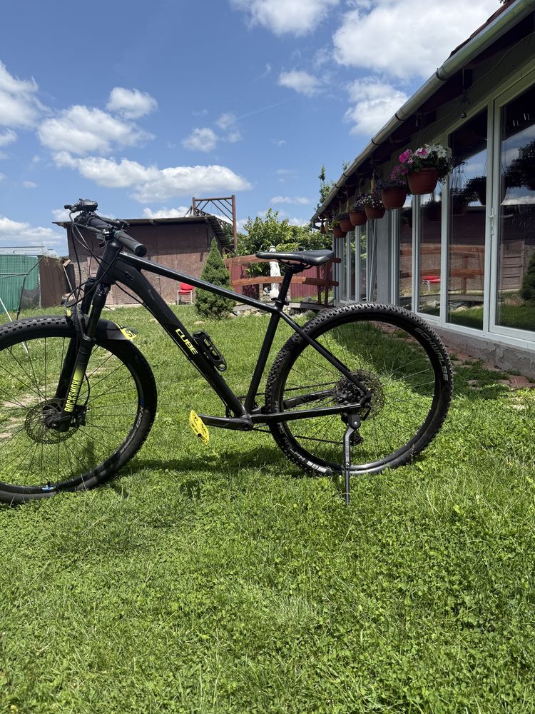 Vand bicicleta cube