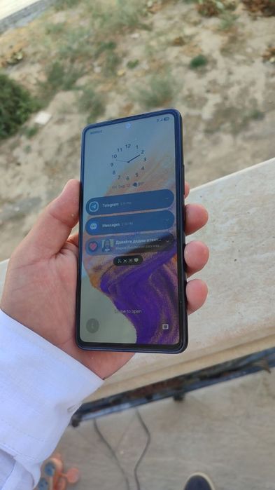 Samsung A53 5g.