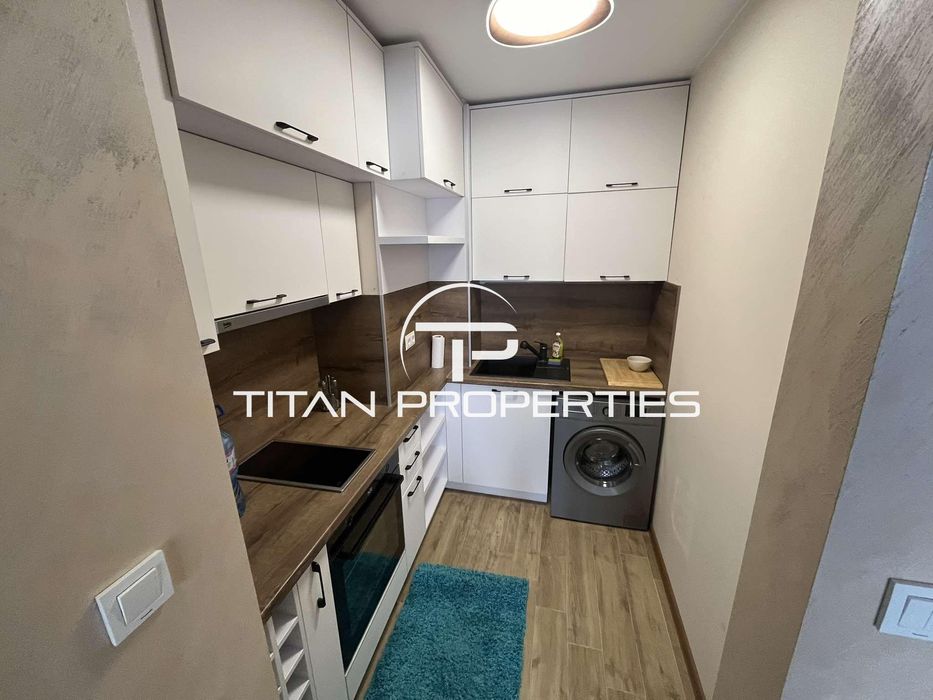 Дава се под наем Тристаен апартамент в Варна, Колхозен пазар - 95 кв.м за 700 € - Снимка #2