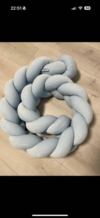 Protectie impletita pentru patut