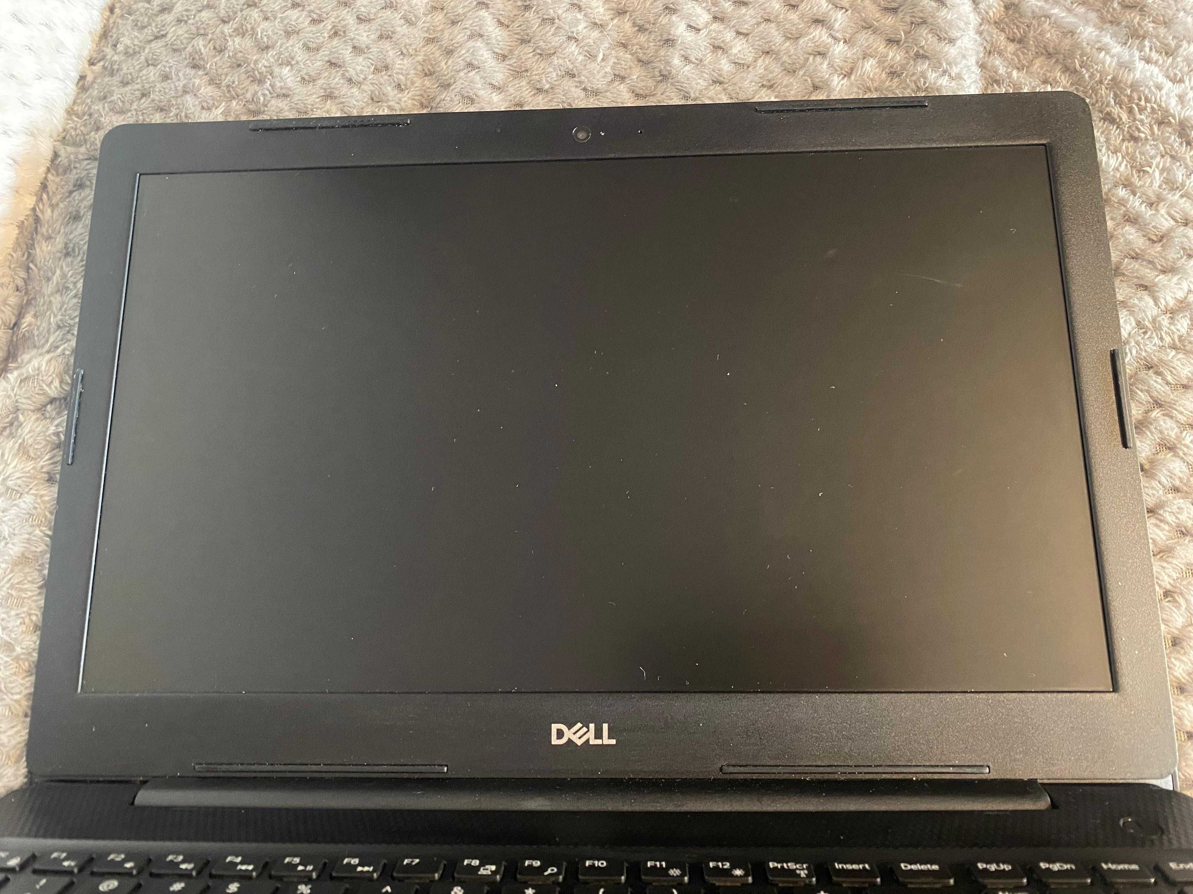 Laptop Dell Inspiron3593+mouse+tastatura+husa.