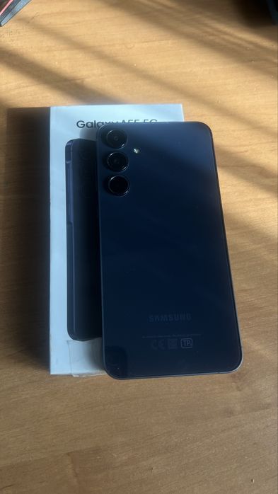 Продам Samsung A55 256gb