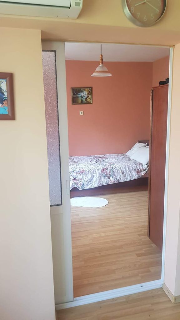 Продава се Етаж от къща в Дупница - 75 кв.м за 646 €/кв.м - Снимка #2
