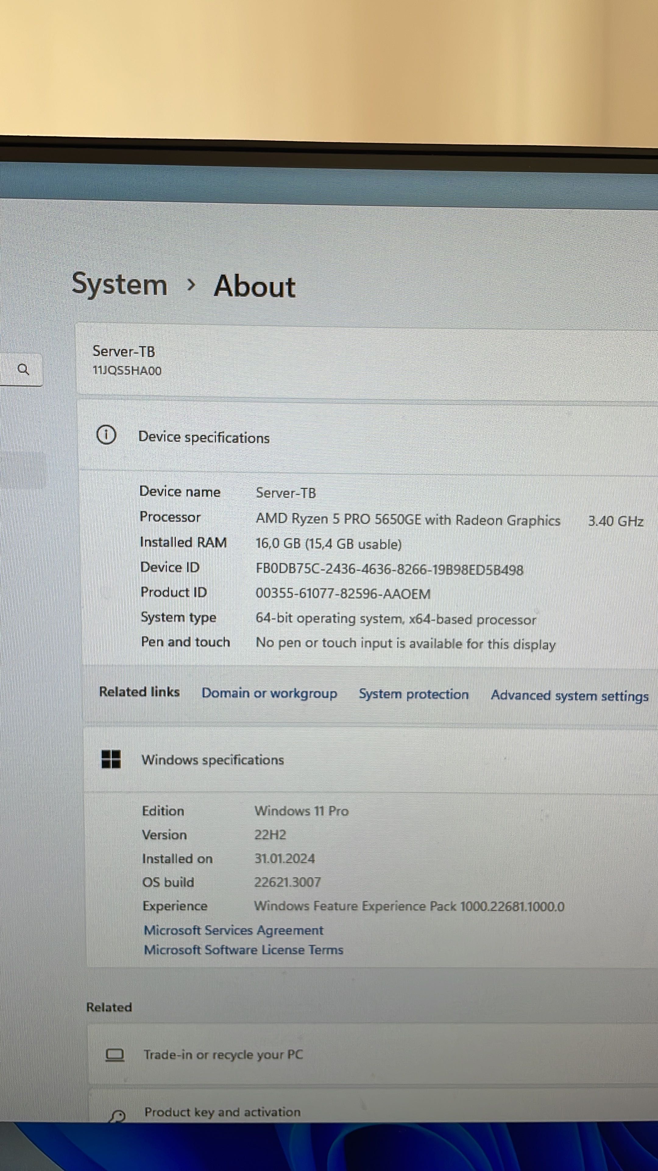 Vând mini PC Lenovo ThinkCentre m75q gen 2