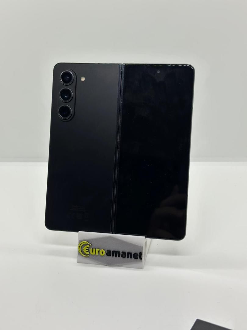 Telefon mobil Samsung Galaxy Z Fold5, 12GB RAM, 256GB -A-