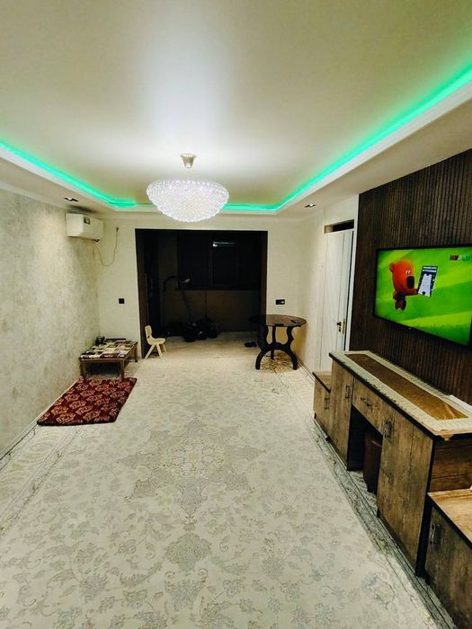 Зудлик билан  2 хонали 3 хона қилинган  СОТИЛАДИ.