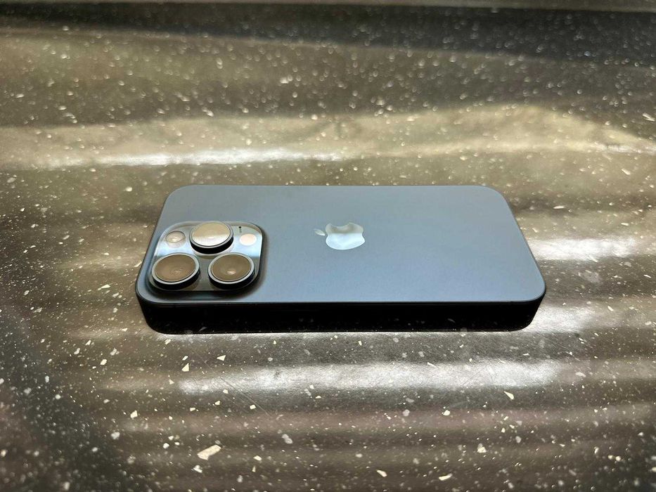 Iphone 15 pro 128GB