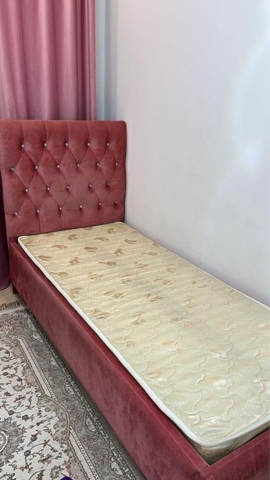 Продам 2 односпальную кровать