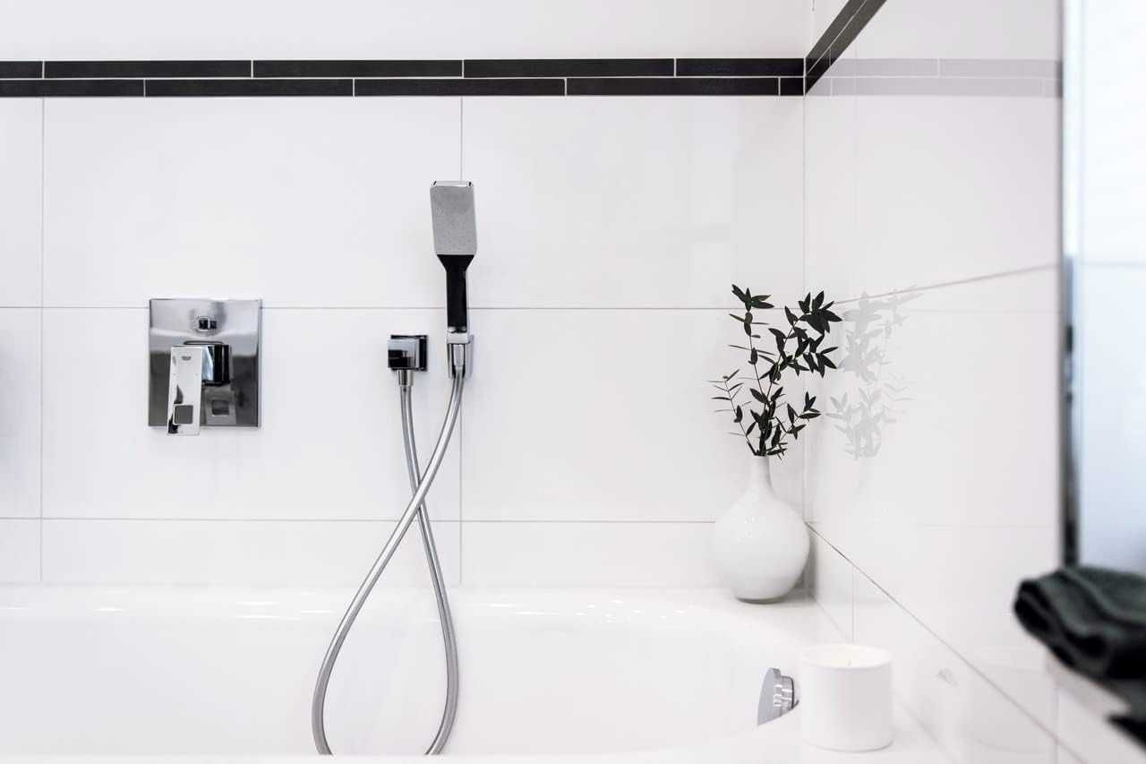 Furtun dus universal anti-torsiune flexibil |WNK 284643 Argintiu