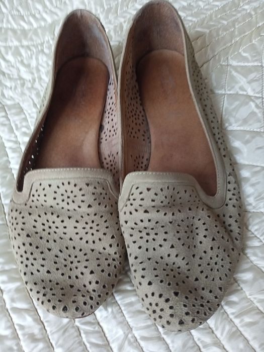 Много леки, натуральни.