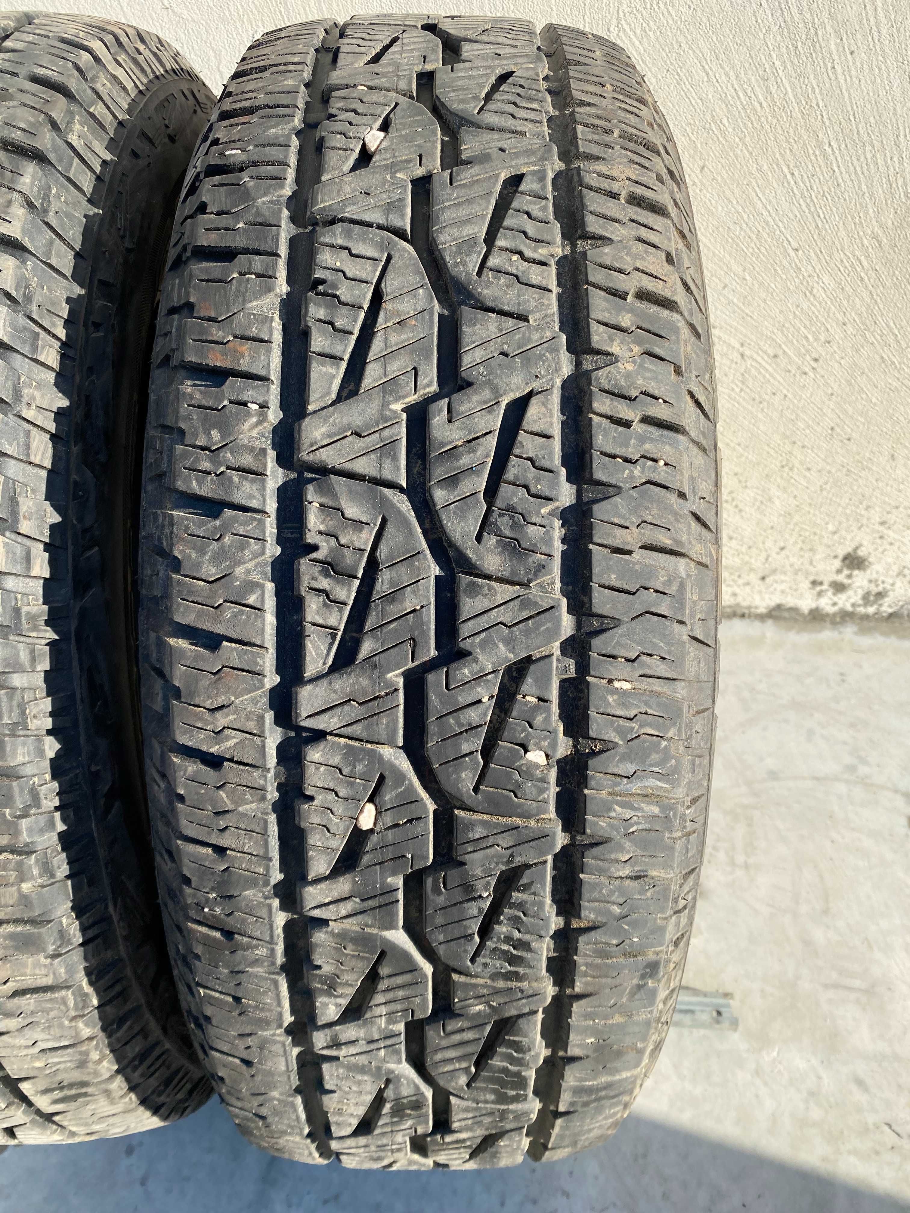 BridgeStone 255/65 R17 - Anvelope A/T