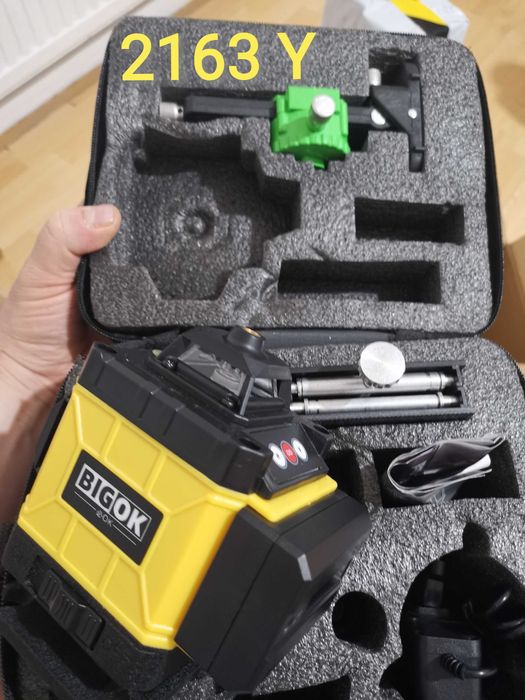 Nivele laser verde autonivelare, acumulator,telecomanda