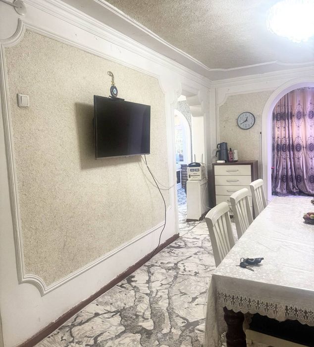 Milliy bogʻ metrosi yonida Arenda bezmakler