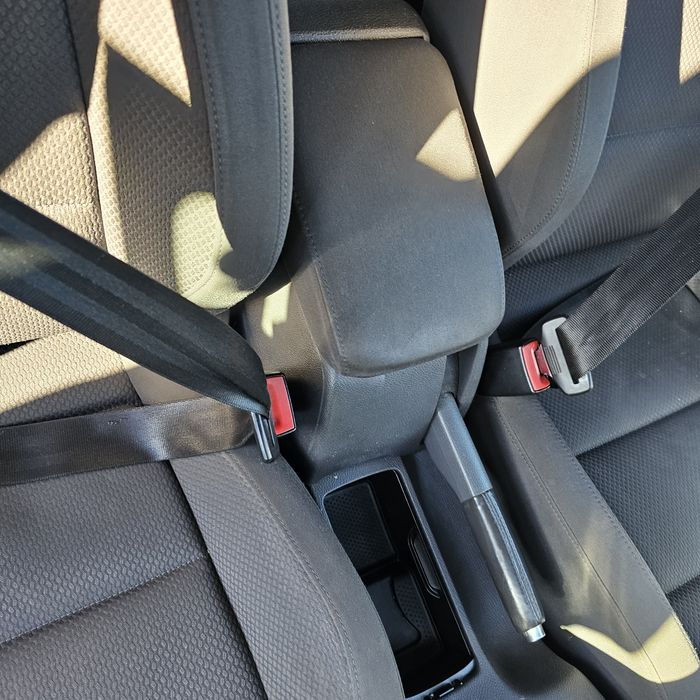 Голф 5 2.0 бкд 140к.с  на части