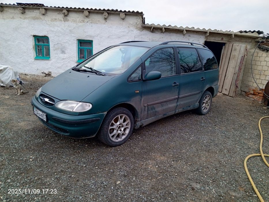 Продаю авто Форд галакси 2.3 обьем