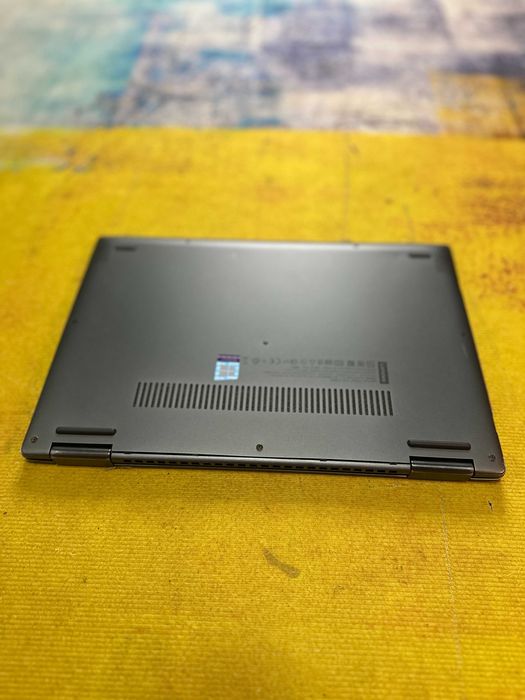 Cadou- laptop - tableta  Lenovo Yoga 720 13ikb, i5 gen 8, 8gb, ssd,