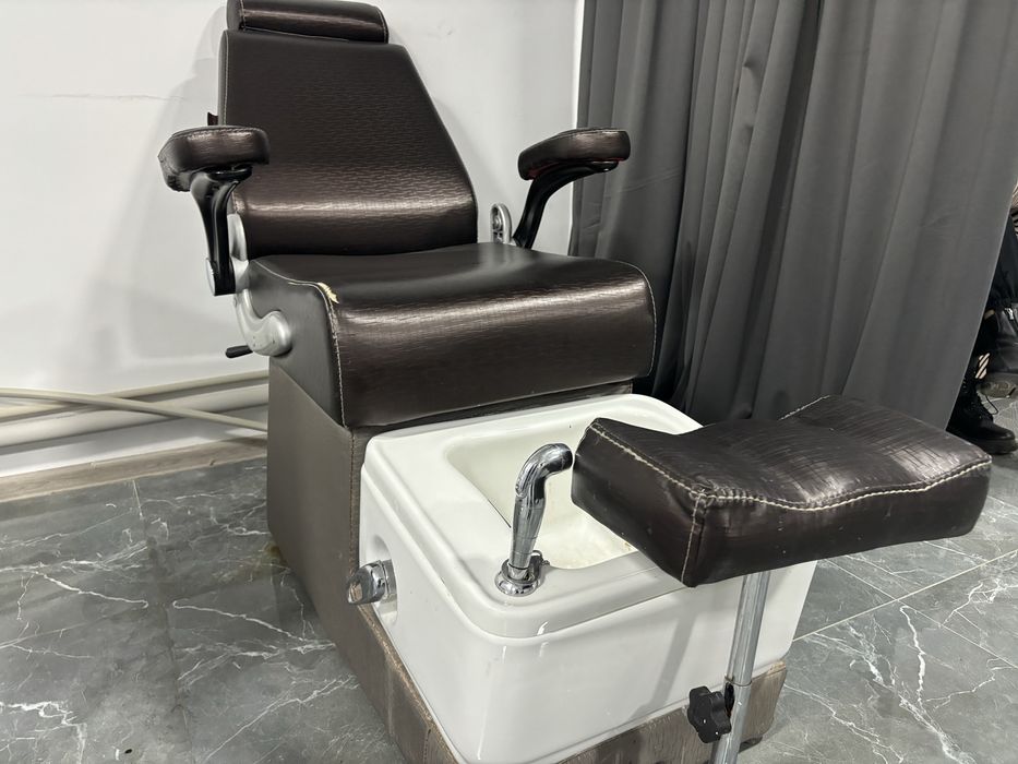 Педикюрное кресло