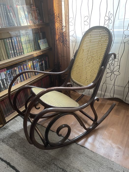 Кресло качалка ротанг