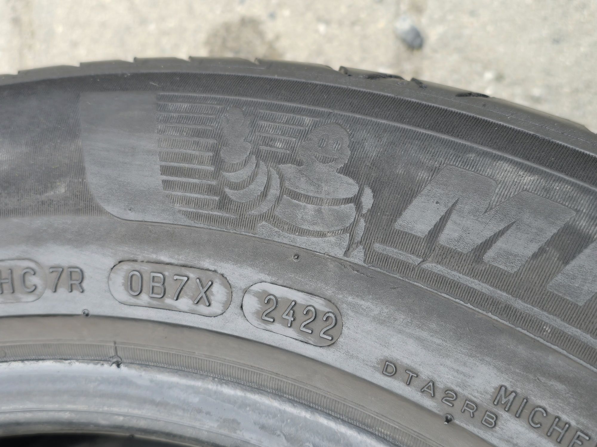205 60 16 Michelin