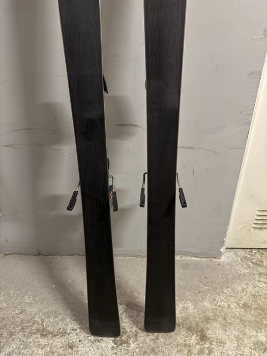 Ski Salomon Sun Women 143