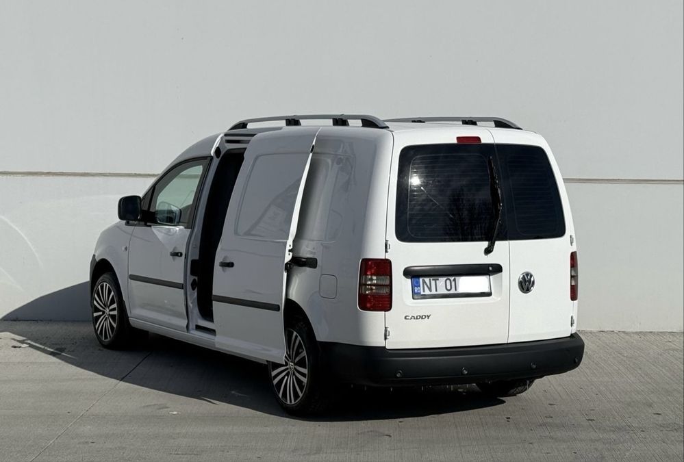 REVIZII A-Z 2.0TDI 140CP DSG2 Vw Caddy Maxi Marfa 2013 Euro5 Navigatie