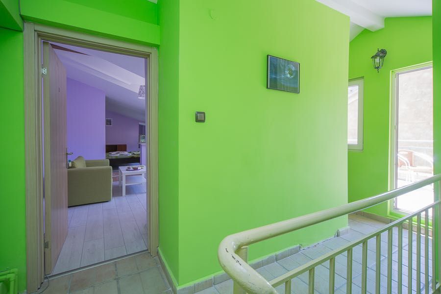 Дава се под наем Къща в София, Център - 304 кв.м за 2800 € - Снимка #7
